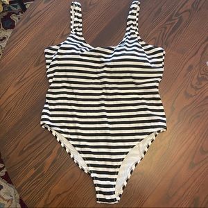 NWT Ashley Graham x Swimsuits for All One-Piece Swimsuit